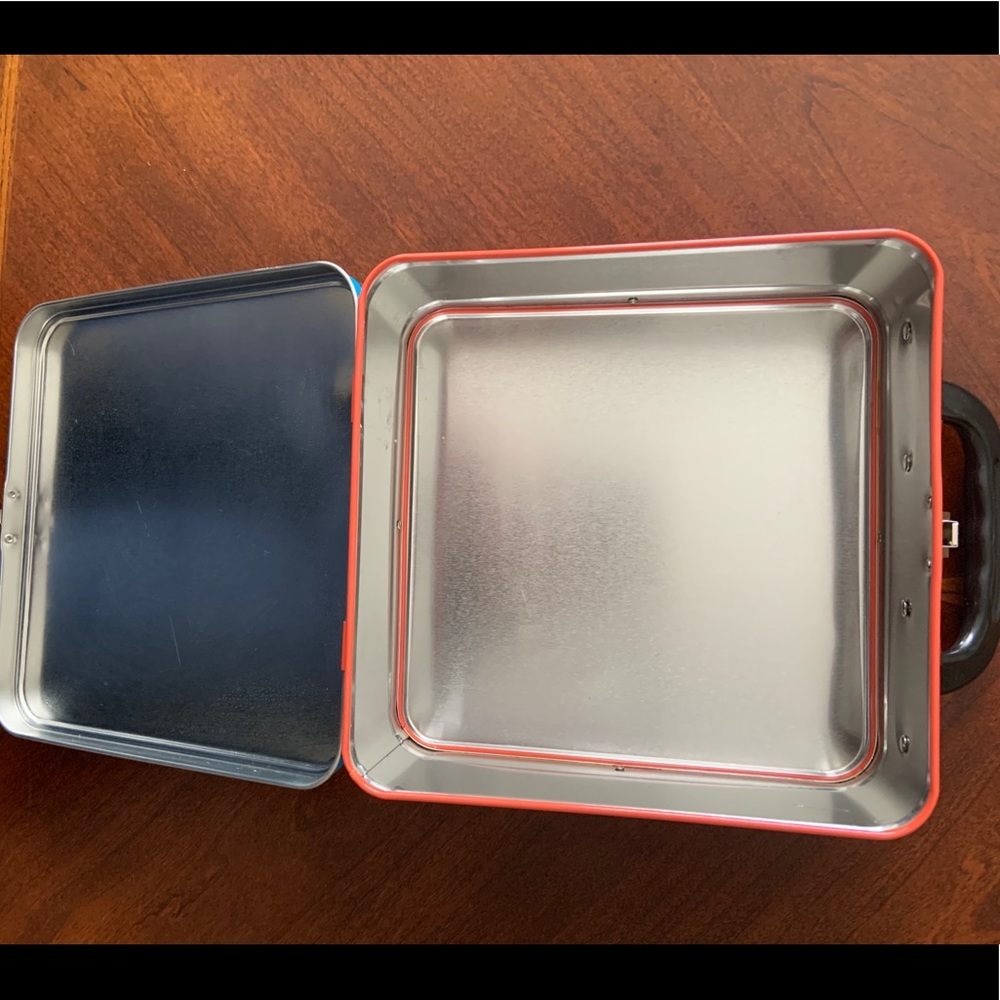 Wonder Woman Lunchbox - Picture 3 of 6
